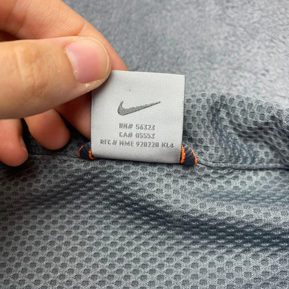 Nike Dri-FIT Mens Large Quarter Zip Pullover Gray Orange Long Sleeve Workout Top